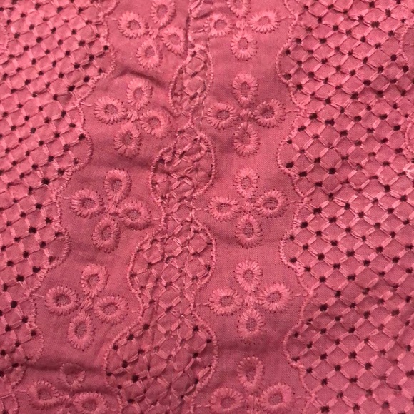 Forever 21 Pink laced mini skirt Size Small - Picture 4 of 8